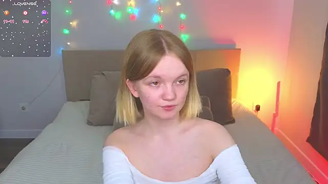 StellaBunny online show from March 26, 2026, 11:08 am