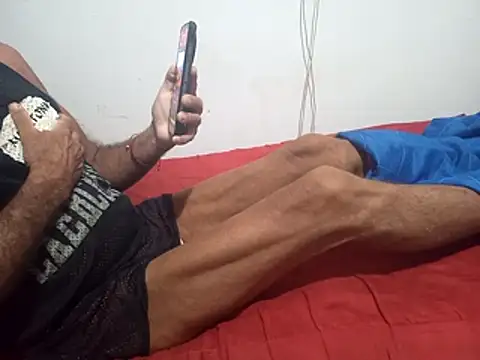 Snapshot of saraborges chatting on April 6, 2026, 2:07 am saraborges online show from April 6, 2026, 2:07 am