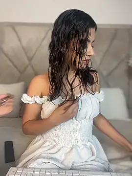 Snapshot of GoodGirlGoneBadXXX chatting on March 6, 2026, 9:43 pm GoodGirlGoneBadXXX online show from March 6, 2026, 9:43 pm