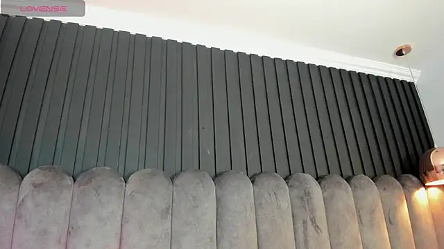 Snapshot of Lanadelrey_1 chatting on April 7, 2026, 11:01 am Lanadelrey 1 online show from April 7, 2026, 11:01 am