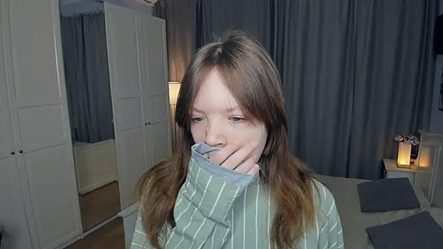 LavenderMitten online show from February 23, 2026, 5:09 am