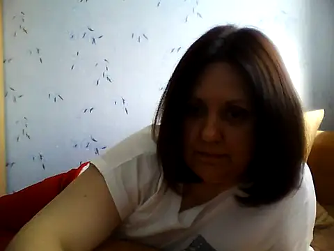 LockyCharm111 online show from May 15, 2026, 1:20 pm