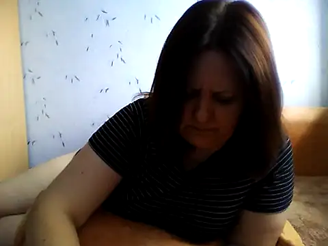 Snapshot of LockyCharm111 chatting on June 21, 2026, 1:50 pm LockyCharm111 online show from June 21, 2026, 1:50 pm