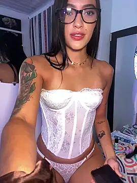 ValeriaMarquez online show from February 18, 2026, 8:16 pm