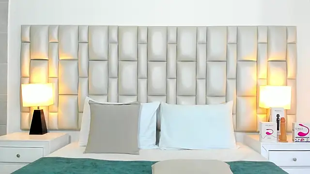 Snapshot of paola_katy_dicks chatting on January 10, 2026, 1:28 pm paola katy dicks online show from January 10, 2026, 1:28 pm