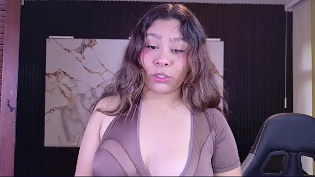 Snapshot of Sophie19__ chatting on March 7, 2026, 12:10 pm Sophie19 online show from March 7, 2026, 12:10 pm