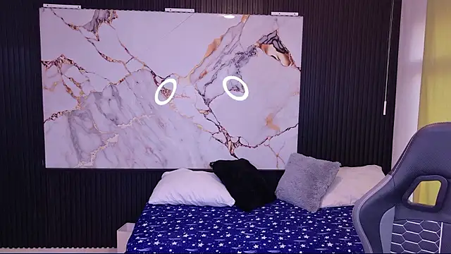 Snapshot of Sophie19__ chatting on March 12, 2026, 12:20 pm Sophie19 online show from March 12, 2026, 12:20 pm