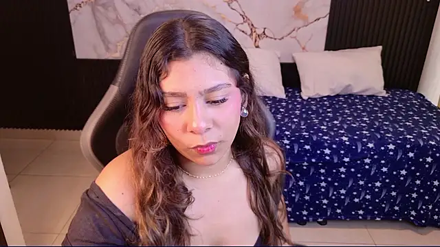 Snapshot of Sophie19__ chatting on March 4, 2026, 1:08 pm Sophie19 online show from March 4, 2026, 1:08 pm