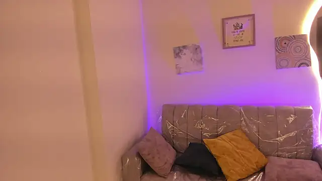 Afrodita rouss online show from February 14, 2026, 8:09 pm