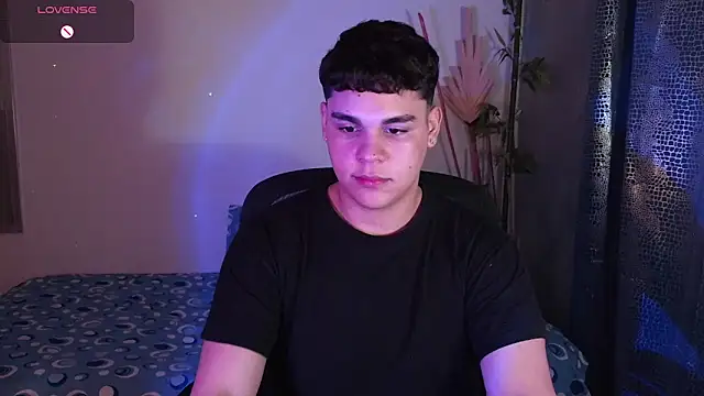 eithan jonnes online show from March 1, 2026, 8:53 pm