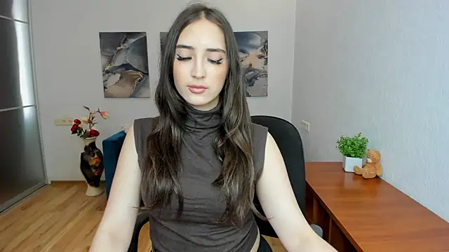Snapshot of Effy_Royse chatting on May 29, 2026, 5:35 am Effy Royse online show from May 29, 2026, 5:35 am