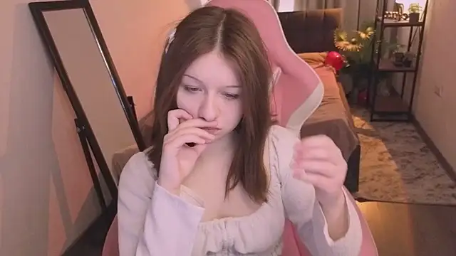 XShyBabyFloraX online show from February 22, 2026, 1:13 pm