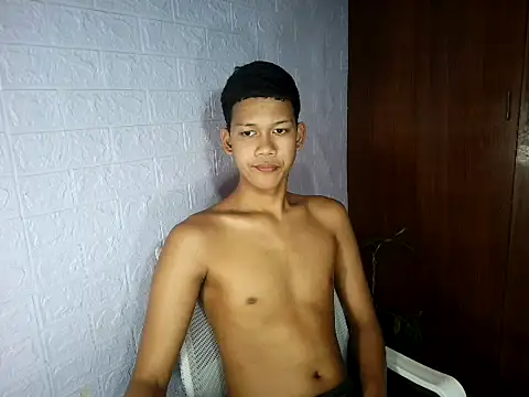 UrAsian Turjak online show from February 25, 2026, 7:08 am