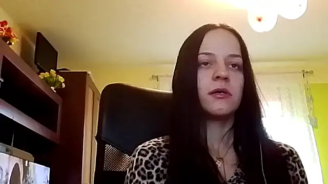 AlinaHoney online show from February 11, 2026, 3:34 pm