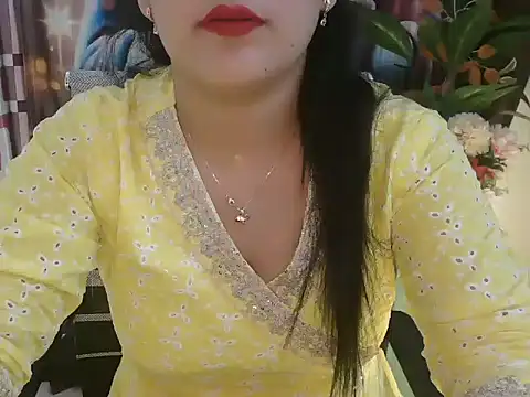 Snapshot of _chitranshi chatting on May 2, 2026, 4:18 am chitranshi online show from May 2, 2026, 4:18 am