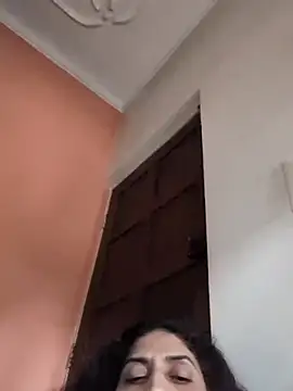 Snapshot of sexysilmy chatting on March 8, 2026, 11:02 am sexysilmy online show from March 8, 2026, 11:02 am