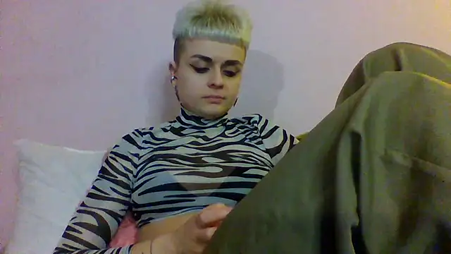 AlisaDear257 online show from March 16, 2026, 8:44 pm