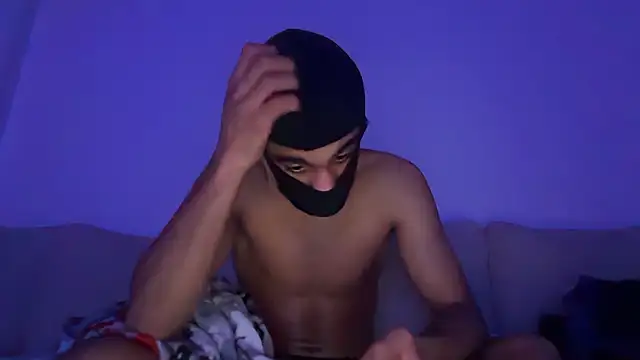 reubeu2pnm online show from February 13, 2026, 3:39 am