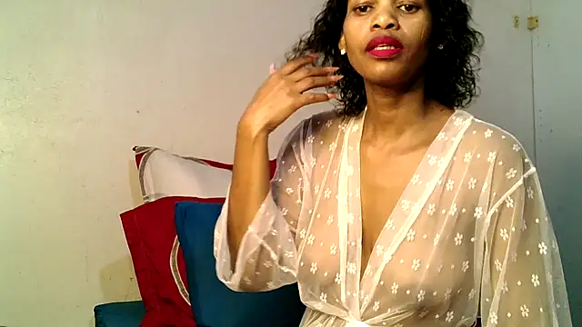 Snapshot of Mabelle_Eveline chatting on April 27, 2026, 9:29 am Mabelle Eveline online show from April 27, 2026, 9:29 am