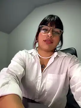 Snapshot of nyx__x chatting on February 27, 2026, 9:03 pm nyx x online show from February 27, 2026, 9:03 pm