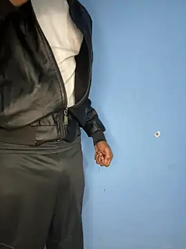 mondacuo3000 online show from February 25, 2026, 6:46 am