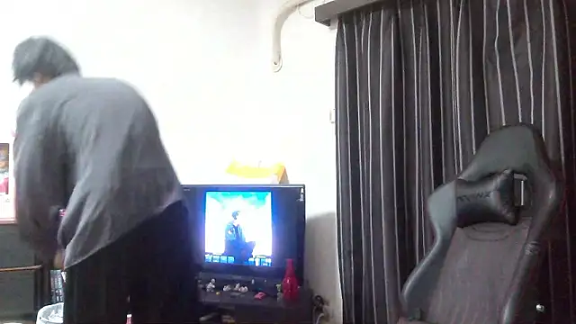 raitokun5555 online show from April 23, 2026, 1:02 pm