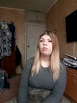 EvaTallor online show from March 28, 2026, 11:22 am