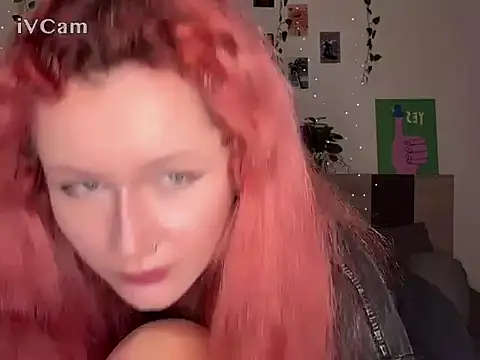 Snapshot of pixieyes00n chatting on February 26, 2026, 12:27 pm pixieyes00n online show from February 26, 2026, 12:27 pm