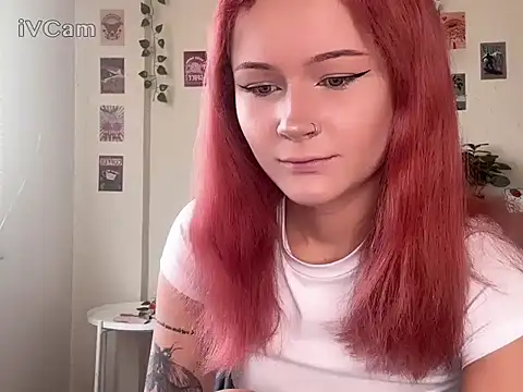 Snapshot of pixieyes00n chatting on February 21, 2026, 2:46 am pixieyes00n online show from February 21, 2026, 2:46 am