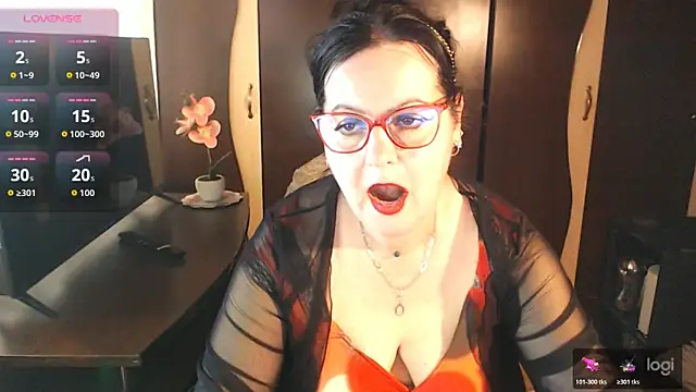 exiMIlf online show from May 23, 2026, 11:53 am