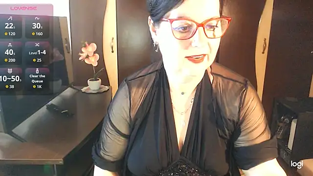 exiMIlf online show from May 26, 2026, 12:14 pm