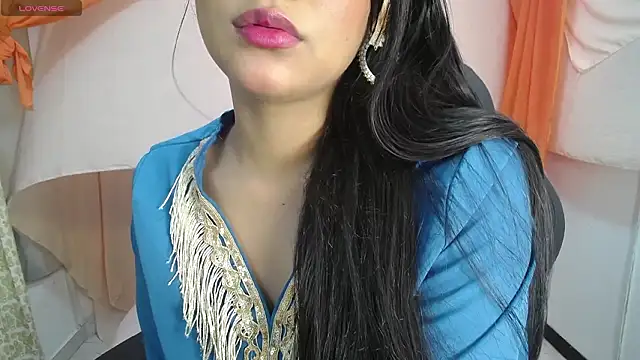 Snapshot of Sita_Nair chatting on March 28, 2026, 12:39 pm Sita Nair online show from March 28, 2026, 12:39 pm