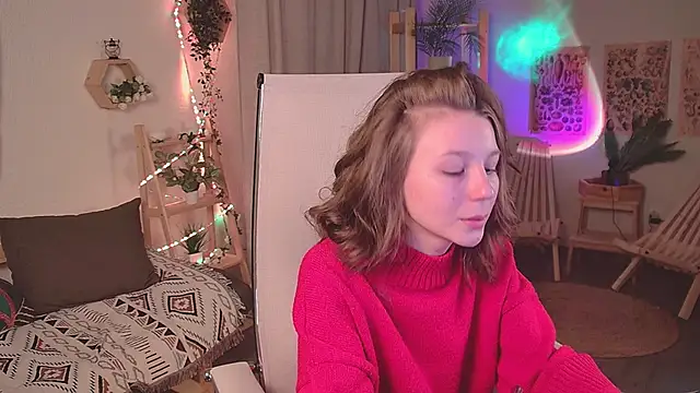 ElliFrankenweenie online show from April 19, 2026, 6:14 am