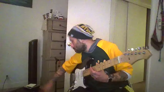 Snapshot of TheDaddio03 chatting on February 21, 2026, 4:14 am TheDaddio03 online show from February 21, 2026, 4:14 am