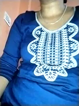 Nency Love143 online show from April 25, 2026, 6:49 pm