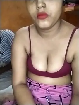 Nency Love143 online show from May 2, 2026, 6:57 pm