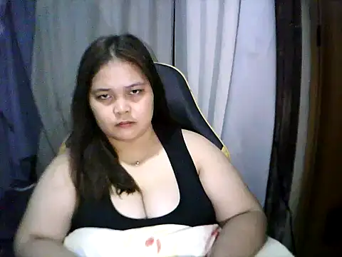Snapshot of xia_xoxo_ chatting on June 2, 2026, 11:54 am xia xoxo online show from June 2, 2026, 11:54 am