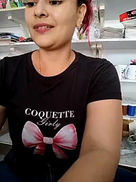 Snapshot of haffsa__ chatting on May 4, 2026, 2:20 pm haffsa online show from May 4, 2026, 2:20 pm