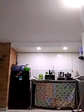 Snapshot of anghelina2000 chatting on March 11, 2026, 11:43 pm anghelina2000 online show from March 11, 2026, 11:43 pm