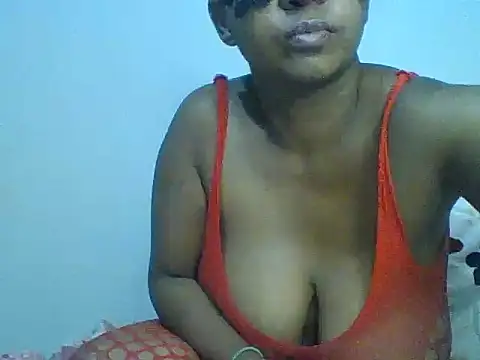 SexyElodie01 online show from February 14, 2026, 11:16 pm