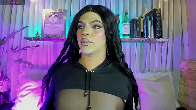 Miss-liaa online show from February 11, 2026, 11:15 pm