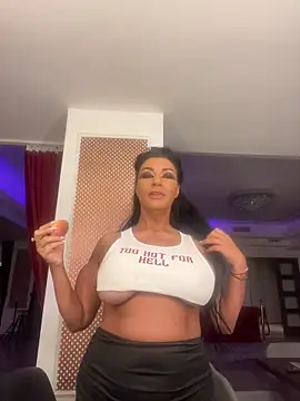 MissyJollie online show from April 15, 2026, 7:07 pm