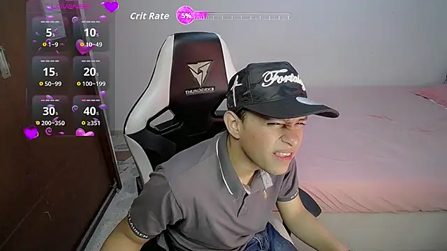 Snapshot of Top_and_bottom chatting on February 27, 2026, 8:08 pm Top and bottom online show from February 27, 2026, 8:08 pm