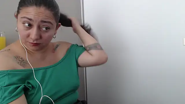 Snapshot of fransheska_1 chatting on February 23, 2026, 12:50 pm fransheska 1 online show from February 23, 2026, 12:50 pm