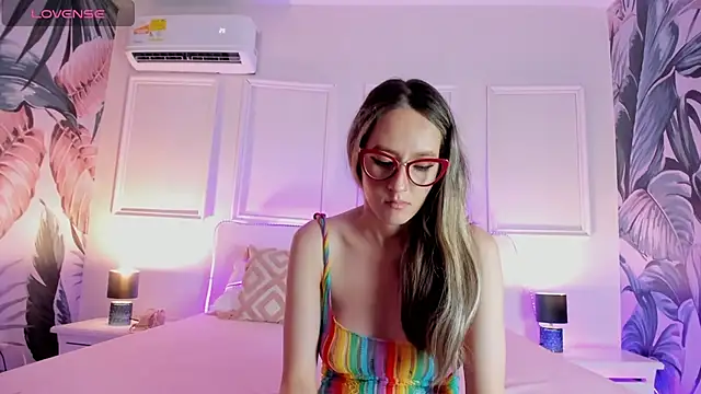 Snapshot of Hada_Magica chatting on March 25, 2026, 7:13 pm Hada Magica online show from March 25, 2026, 7:13 pm