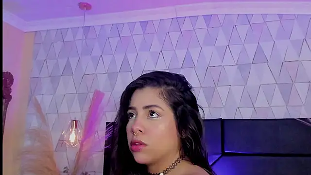 CloheBell online show from February 26, 2026, 11:43 am