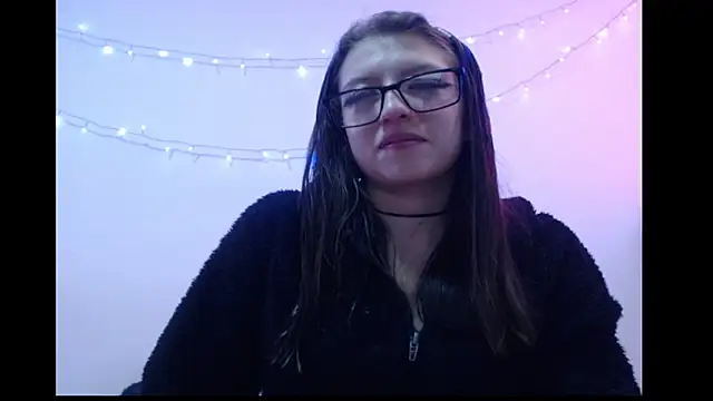 Snapshot of michell_bunny1 chatting on February 27, 2026, 4:18 pm michell bunny1 online show from February 27, 2026, 4:18 pm