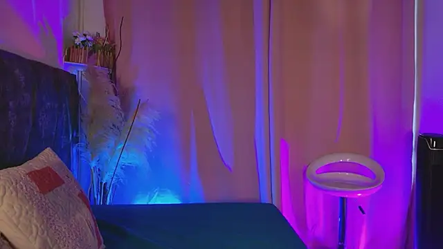 Snapshot of MelanyStone_ chatting on March 3, 2026, 1:07 pm MelanyStone online show from March 3, 2026, 1:07 pm