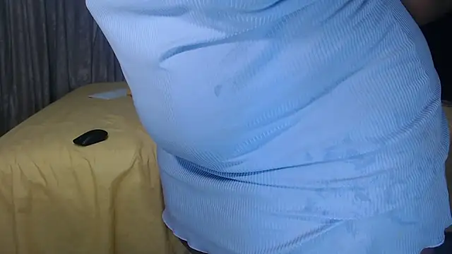 Snapshot of BIGBOOTYXX29 chatting on November 14, 2025, 2:48 am BIGBOOTYXX29 online show from November 14, 2025, 2:48 am