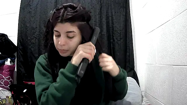 Snapshot of violetazein7 chatting on July 15, 2026, 3:57 am violetazein7 online show from July 15, 2026, 3:57 am